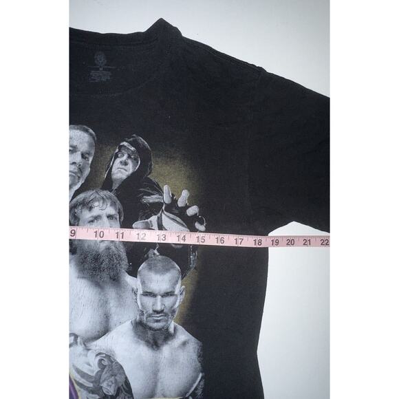 WWE WRESTLEMANIA 30 BLACK MENS MEDIUM CREWNECK T SHIRT UNDERTAKER BROCK LESNAR - Picture 3 of 6